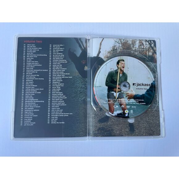 MTV's JACKASS the box set, three DVD's with Bonus Disc, and Photo Booklet - Picture 10 of 17